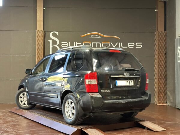KIA CARNIVAL 7 PLAZAS - Imagen 6