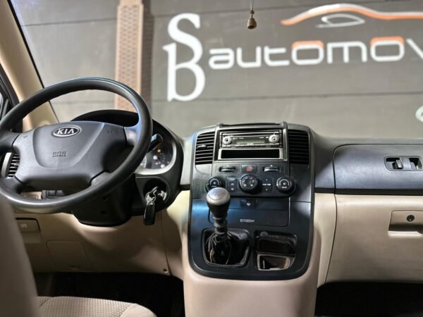 KIA CARNIVAL 7 PLAZAS - Imagen 8