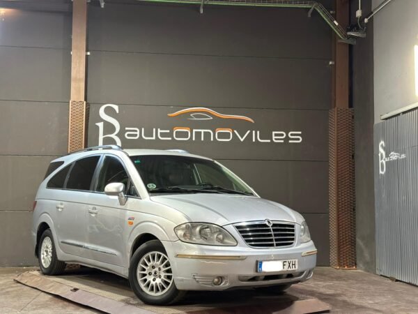 SSANG YONG RODIUS 2.7 D 165 CV AUT 7 PLAZAS 4X4