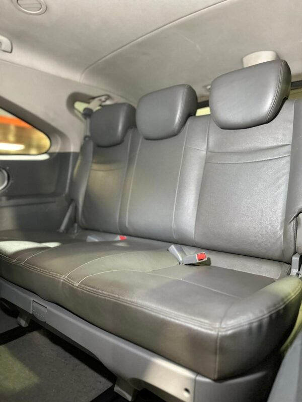 SSANG YONG RODIUS 2.7 D 165 CV AUT 7 PLAZAS 4X4 - Imagen 10
