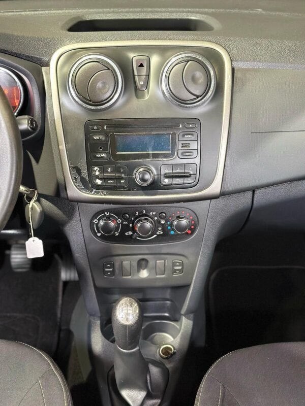 DACIA SANDERO 1.5 DCI 90cv - Imagen 15