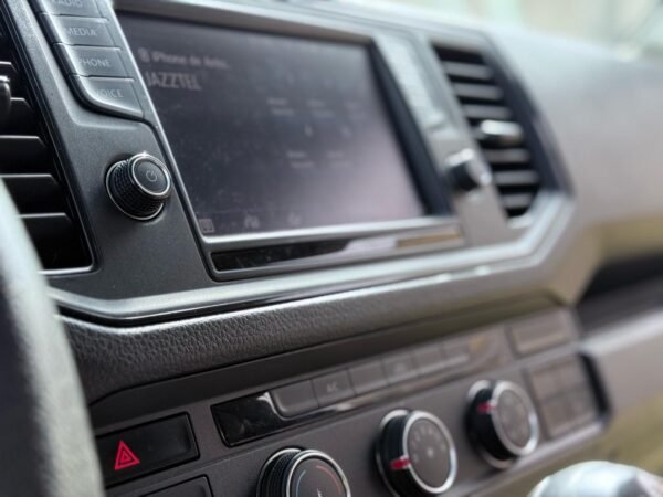 VOLKSWAGEN CRAFTER 2.0 TDI 140CV L3 H2 - Imagen 15