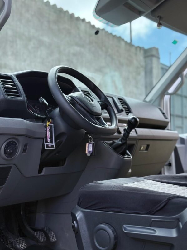VOLKSWAGEN CRAFTER 2.0 TDI 140CV L3 H2 - Imagen 9