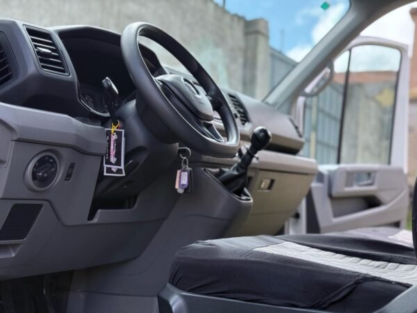 VOLKSWAGEN CRAFTER 2.0 TDI 140CV L3 H2 - Imagen 8