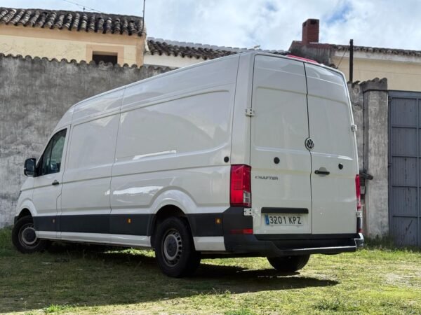 VOLKSWAGEN CRAFTER 2.0 TDI 140CV L3 H2 - Imagen 5