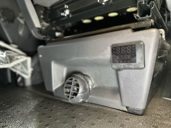 VOLKSWAGEN TRANSPORTER CAMPER 2.0 TDI 5 PLAZAS - Imagen 12