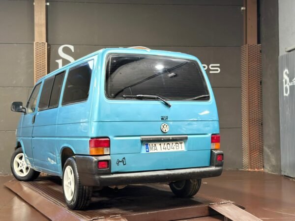 VOLSKWAGEN CARAVELLE CAMPER 2.4D 75 CV AÑO 1995 5 PLAZAS - Imagen 6