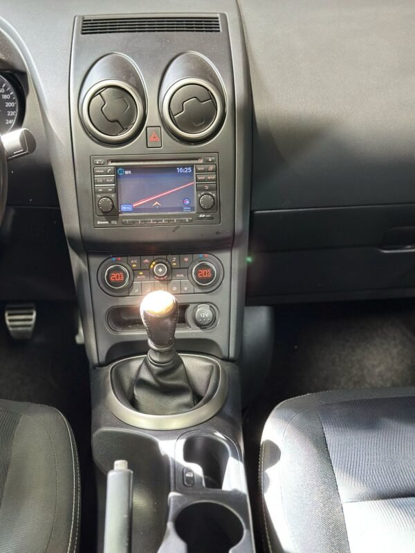 NISSAN QASHQAI 2.0 DCI 150 CV AÑO 2011 - Imagen 10
