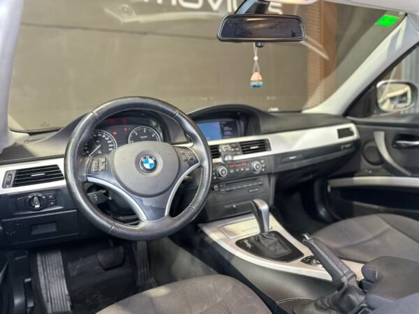 BMW 320D - Imagen 10