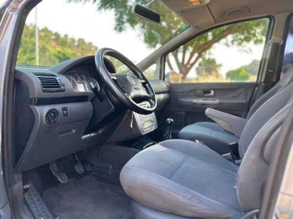 VOLKSWAGEN SHARAN 2.0TDI 140CV 7 PLAZAS - Imagen 7