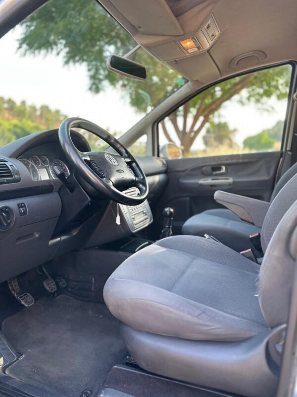 VOLKSWAGEN SHARAN 2.0TDI 140CV 7 PLAZAS - Imagen 8