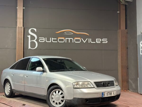 AUDI A6 2.4 I