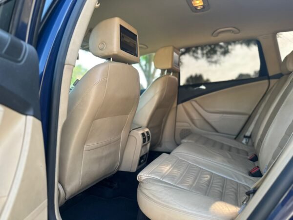 VOLKSWAGEN PASSAT VARIANT 2.0 TDI AUTOMÁTICO - Imagen 16