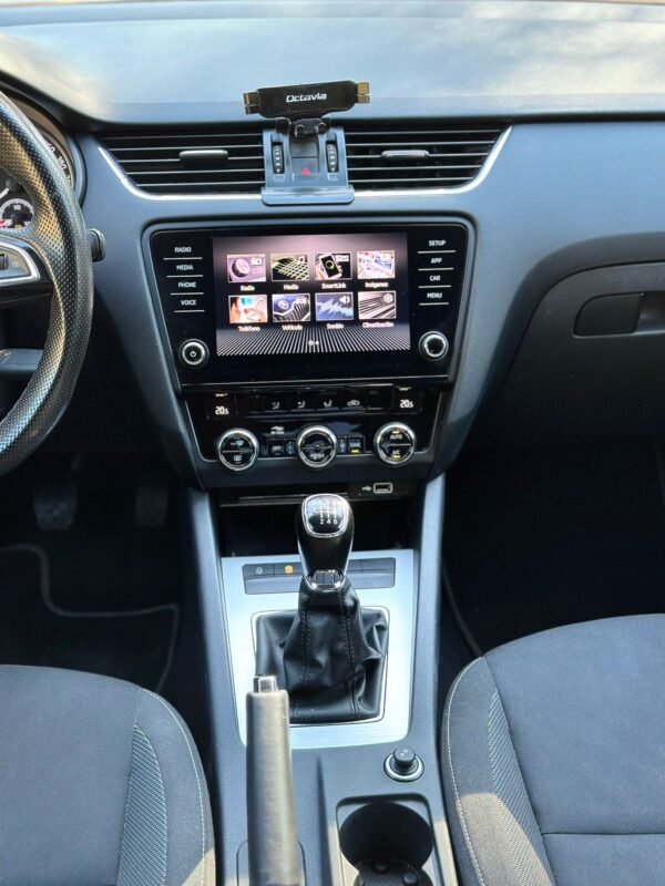 SKODA OCTAVIA - Imagen 12
