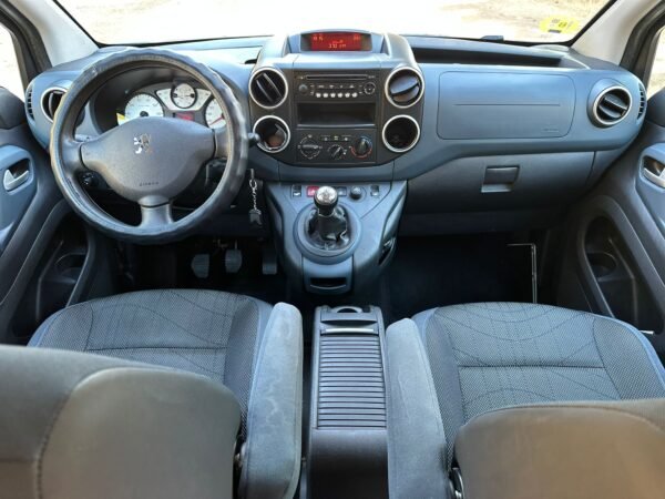 PEUGEOT PARTNER TEPEE 1.6HDI 75CV 2011 - Imagen 10