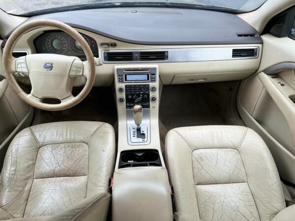 VOLVO XC 70 2.4D5 163CV - Imagen 13