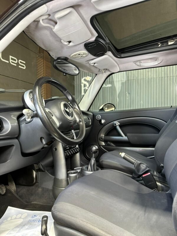 MINI COOPER MANUAL   1.6 i - Imagen 8