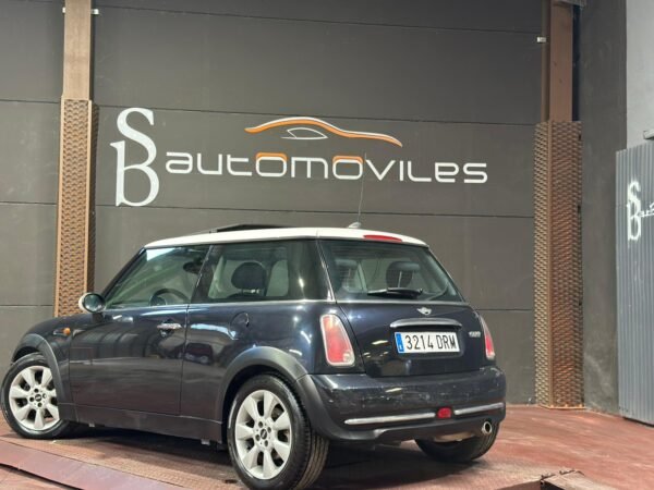 MINI COOPER MANUAL   1.6 i - Imagen 4