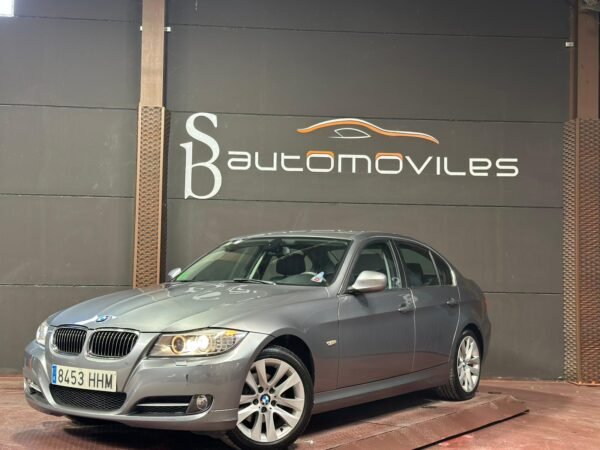 BMW 320 i AUT - Imagen 3