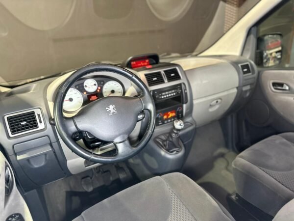 PEUGEOT EXPERT  2.0 HDI 8 PLAZAS - Imagen 16