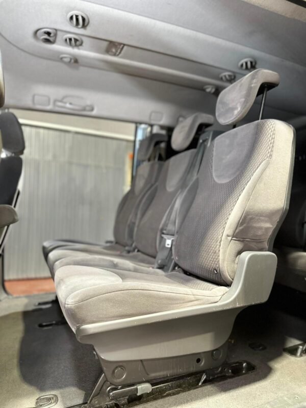PEUGEOT EXPERT  2.0 HDI 8 PLAZAS - Imagen 11