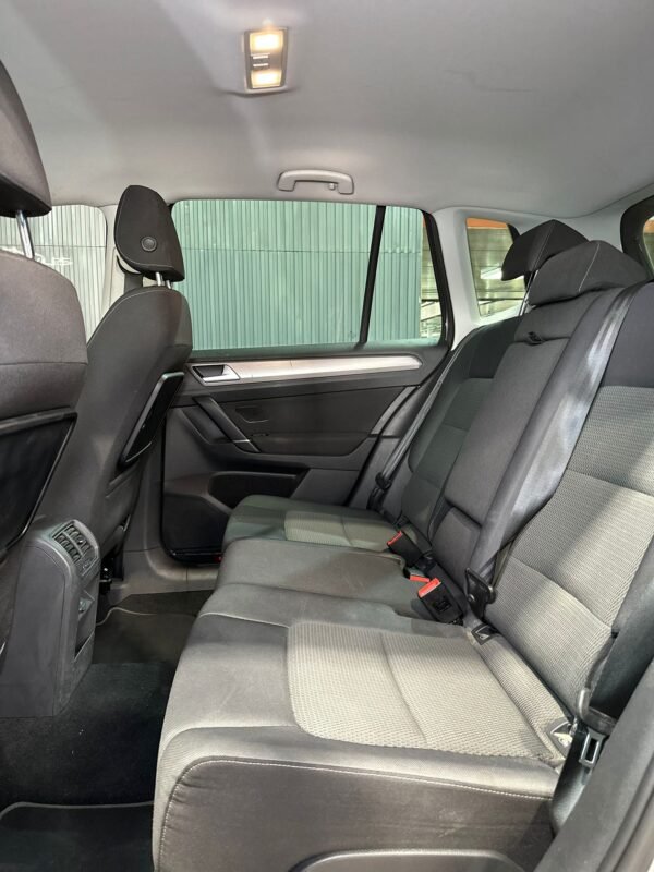 VOLKSWAGEN GOLF  VII SPORTVAN 1.6 TDI ADVANCE BLUEMOTION TECH - Imagen 9
