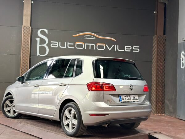 VOLKSWAGEN GOLF  VII SPORTVAN 1.6 TDI ADVANCE BLUEMOTION TECH - Imagen 4