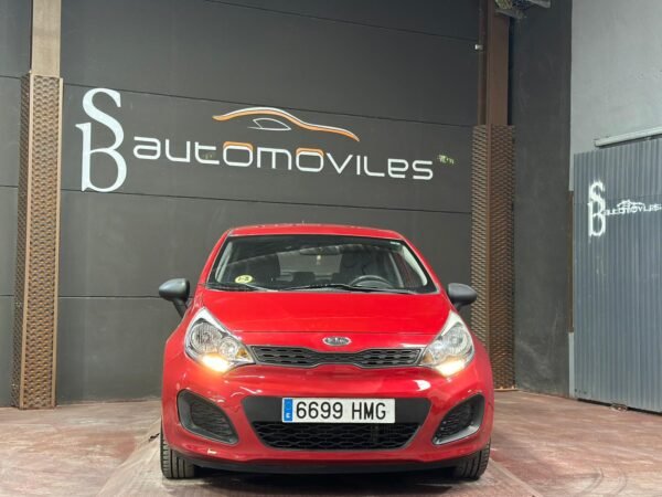 KIA RIO 1.1 CRDI  75CV - Imagen 2