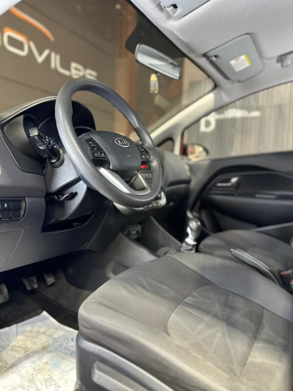KIA RIO 1.1 CRDI  75CV - Imagen 15