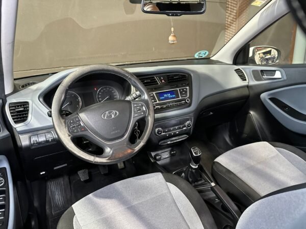 HYUNDAI I 20 1.2 CRDI 75 CV ACTIVE - Imagen 11