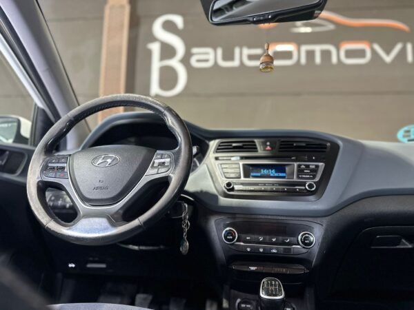HYUNDAI I 20 1.2 CRDI 75 CV ACTIVE - Imagen 9