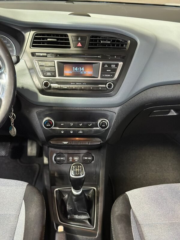 HYUNDAI I 20 1.2 CRDI 75 CV ACTIVE - Imagen 10