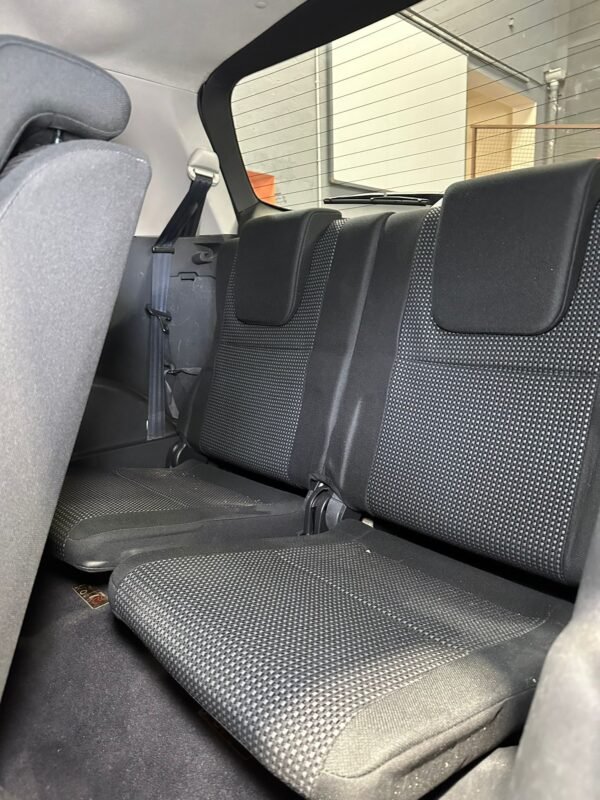 TOYOTA COROLLA VERSO 7 PLAZAS 2.2 D4D - Imagen 11