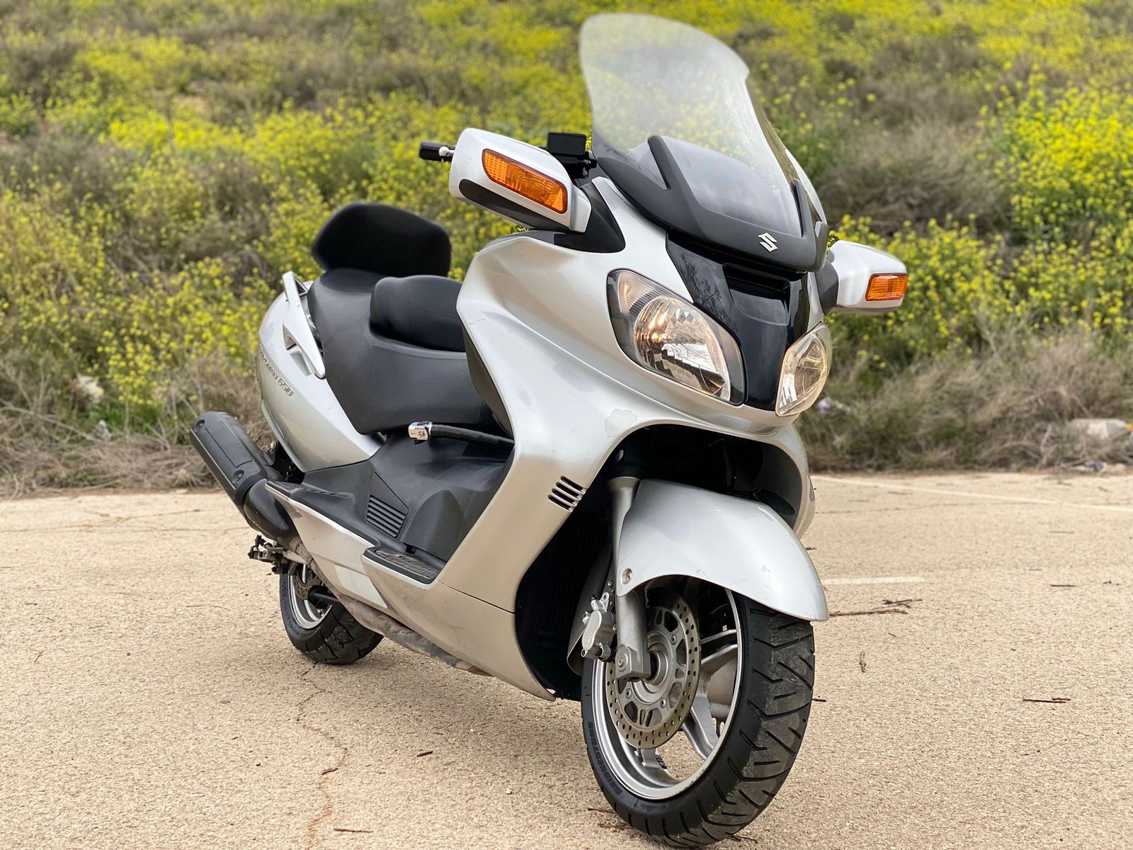 SUZUKI BURGMAN 650 AÑO 2002