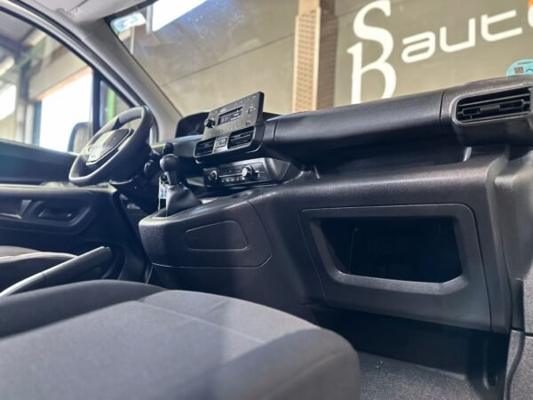 PEUGEOT PARTNER 1.5 BLUEHDI - Imagen 9