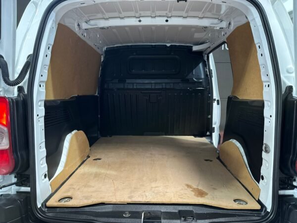 PEUGEOT PARTNER 1.5 BLUEHDI - Imagen 10