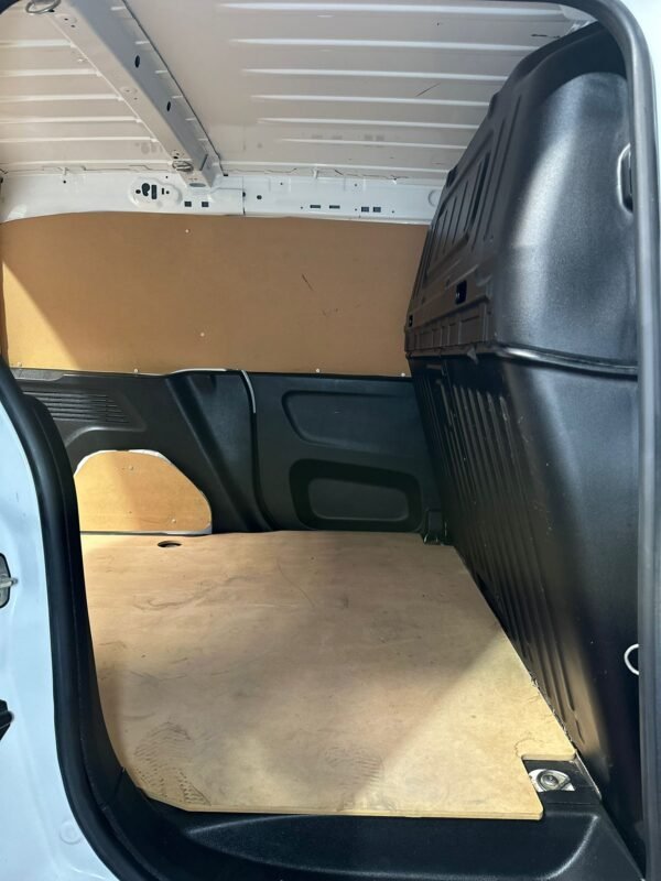 PEUGEOT PARTNER 1.5 BLUEHDI - Imagen 11