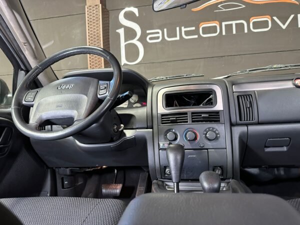 JEEP GRAND CHEROKEE 2.7 CRDI 163CV - Imagen 11