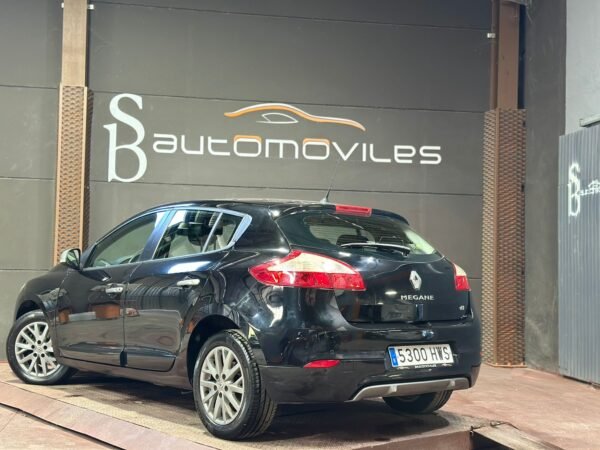RENAULT MEGANE 1.5 DC 105CV - Imagen 4
