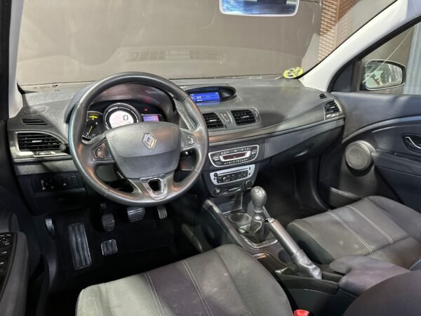 RENAULT MEGANE 1.5 DC 105CV - Imagen 11
