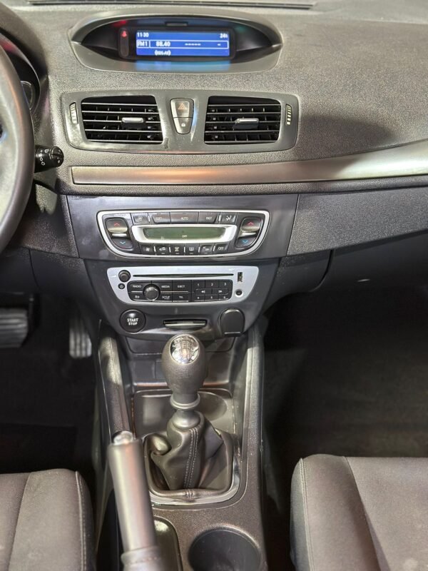 RENAULT MEGANE 1.5 DC 105CV - Imagen 12