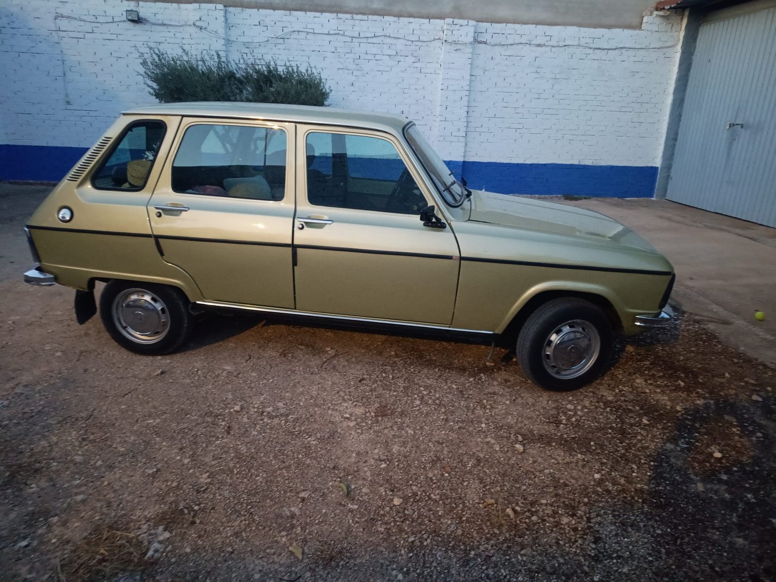 RENAULT 6 AÑO 1982
