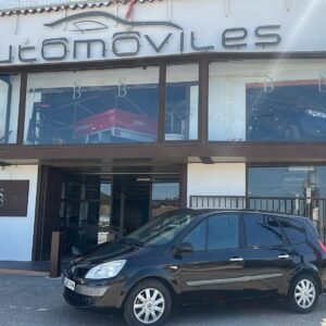 Renault gran Scenic 1.5 DC de 105 caballos año 2007 165.000 km EN PREPARACIÓN