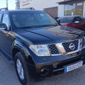 Nissan Pathfinder 2008 automático 170 CV | 7 plazas